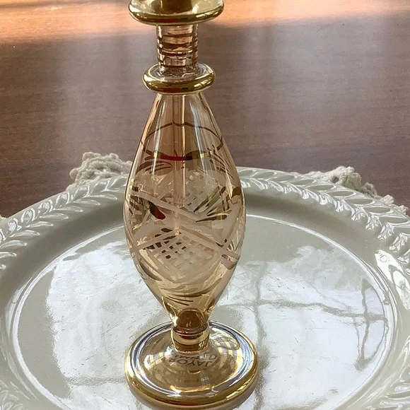 Vintage Egyptian Etched Glass Perfume Bottle Trio - Picture 7 of 12